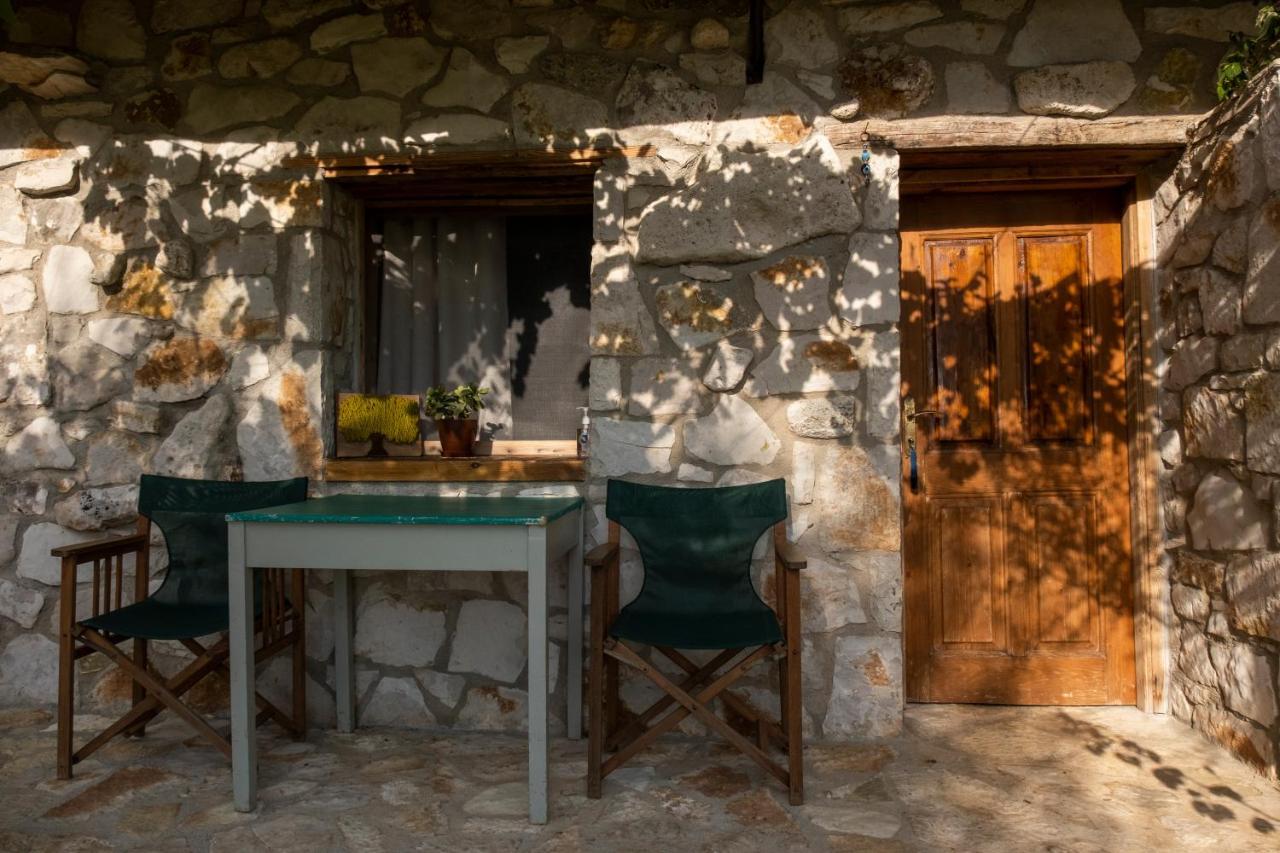 Filoxenia - The Place Of Experience Himare Buitenkant foto